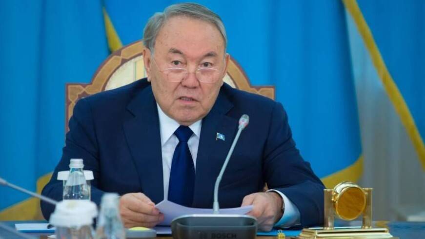 Елбасы Қауіпсіздік кеңесінің төрағалығын Президентке өзі берді – Айдос Үкібай