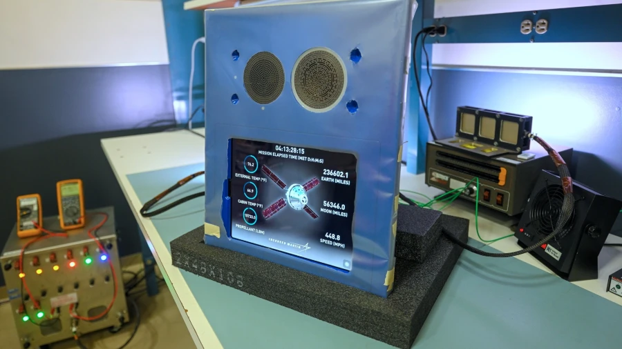 NASA айға iPad планшетін жібереді