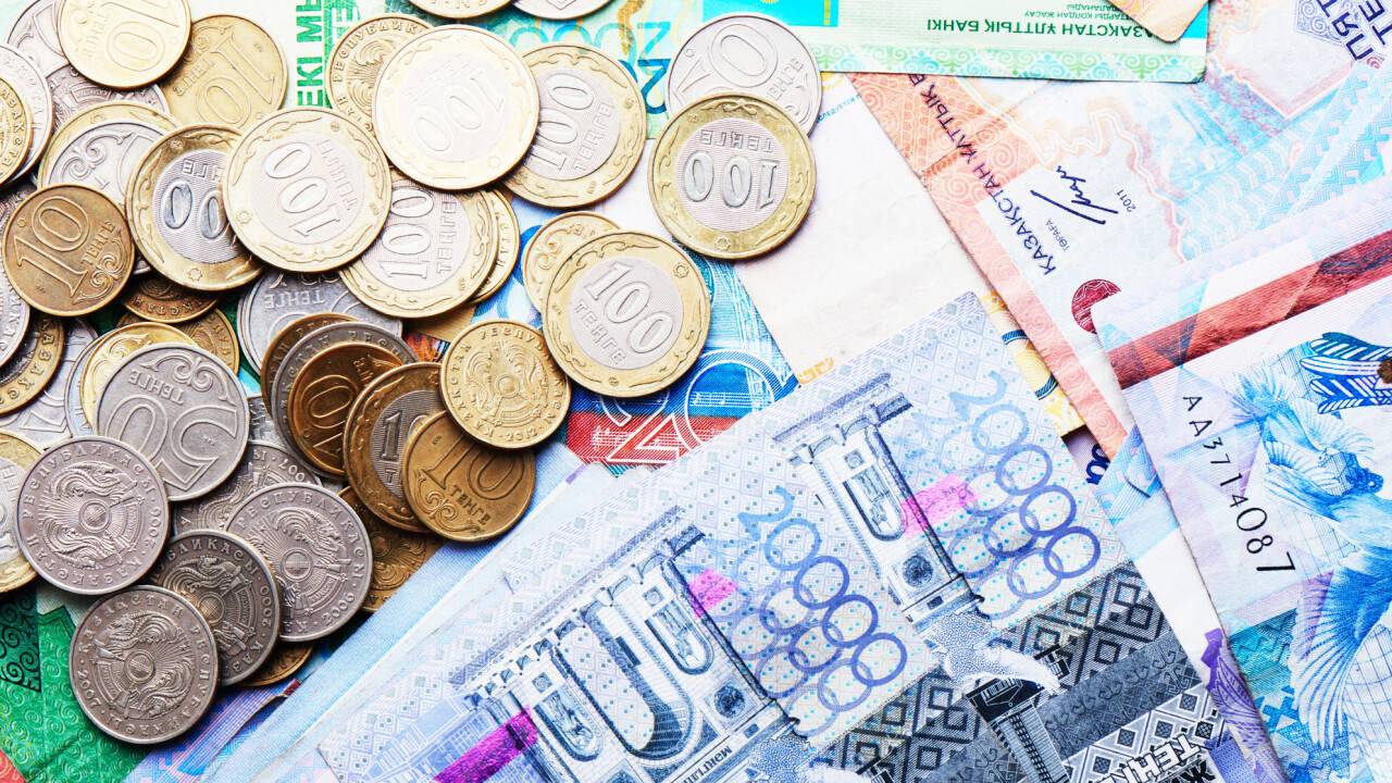 Неге төрт балалы отбасыға берілетін жәрдемақы баласы 18 жасқа толғанда тоқтатылады. Министрлік түсіндірді