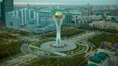 Новые символы: Надпись Nur-Sultan на гербе и флаге столицы заменят на Astana