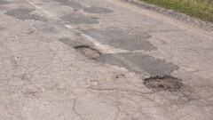 Качество строительства автомобильных дорог не выдерживает критики  –  президент
