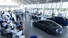 "Это очень хорошо". В МИИР прокомментировали очереди за авто по льготной программе