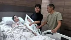 "Оценим возможности реабилитации". Солдата Ербаяна Мухтара доставили из Стамбула в Астану