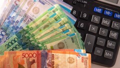 Сколько казахстанцев купили аннуитет и вышли на пенсию досрочно