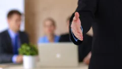Профсоюзы могут ограничить защиту интересов работников, которые не платят членские взносы