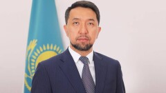 Вице-министр, владевший долей в "Гастроцентре", рассказал, что связывало его с Бишимбаевым