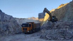 Автобус упал в воронку: тело третьего спасателя нашли спустя 7 месяцев в Павлодарской области