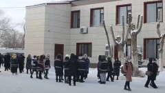 Газовые контролёры в Актобе грозятся не выйти на работу, если им не повысят зарплату