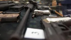 Казахстанцы могут сдать огнестрельное оружие и боеприпасы полиции за деньги 