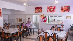"Это позор". Аймагамбетов снова возмутился ценами в школьных столовых