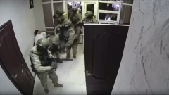 Сотрудники КНБ провели обыск в филиале "Правительства для граждан" в Шымкенте и изъяли земельно-кадастровые дела