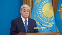 Президент: Алматы попал в ловушку средних доходов