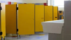"Игры" в школьном туалете Талдыкоргана: учителей увольнять не будут 