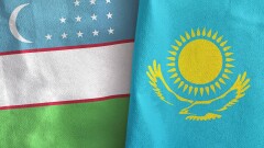 Президент Узбекистана наградил шестерых казахстанских чиновников