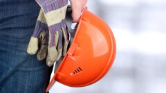 Три месяца работники Caspian Contractors Trust в Атырау не получают зарплату