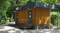 "Дорогое удовольствие". Абаев высказался о неработающих общественных туалетах