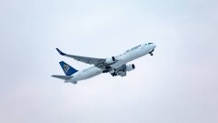 Казахстанцы застряли в Дубае: Air Astana сообщила, что самолёты вылетели, но у аэропорта другие данные