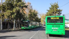 Стоимость проезда в автобусах Алматы повысят до 100 тенге при оплате картой, 200 тенге – наличными