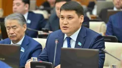 Стрельба в замакима Шымкента Берденова: обвиняемый не определился с участием присяжных в суде