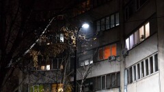 "Заменили лишь 35% фонарей". Акимат Алматы расторгает договор с фирмами, занимающимися освещением