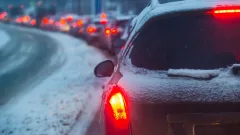 Движение ограничили в двух областях Казахстана из-за непогоды