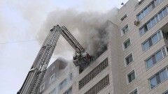 Пожар произошёл в ЖК "Кахарман" в Астане. Спасатели эвакуировали 15 человек