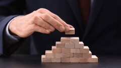 Суд вынес приговор руководителям финансовой пирамиды World business consulting
