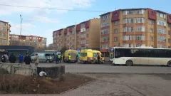 Микроавтобус врезался в остановку в Косшы, семеро детей госпитализированы