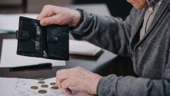 На кого из пенсионеров будет распространяться отмена налога с выплат из ЕНПФ с 2025 года