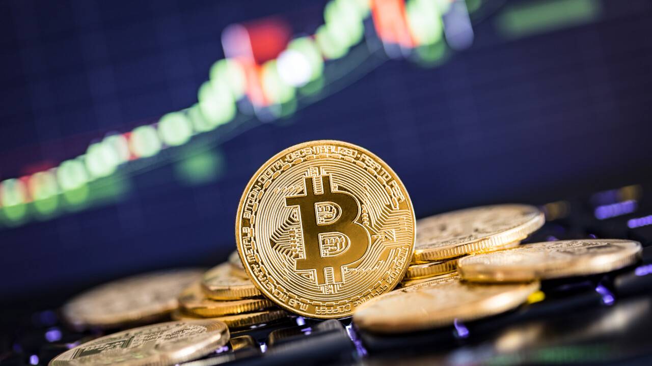 Иностранец незаконно заработал свыше 180 млн тенге на продаже криптовалют в Костанае