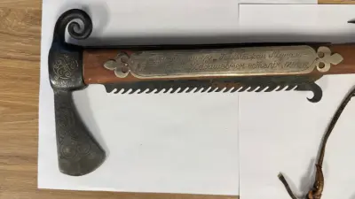 Оружие с памятной гравировкой из особняка Карима Масимова продали на торгах