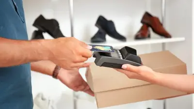 Не платить за чужую рассрочку: власти до конца года решат, появятся ли в Казахстане два вида ценников