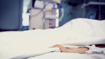 Полицейский сбил пешеходов в Шымкенте: пострадавшая женщина скончалась