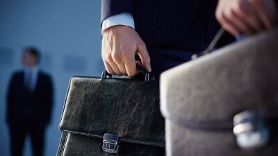 Президент объявил пятилетний мораторий на повышение зарплат министров, депутатов и акимов