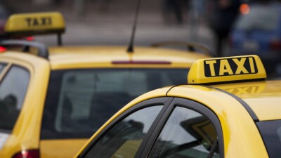 В каких городах Казахстана повысились цены на такси