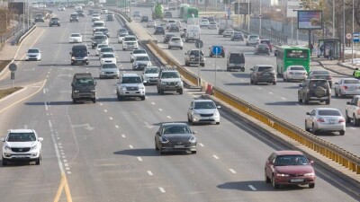 Атамкулов объяснил, почему растут цены на автомобили