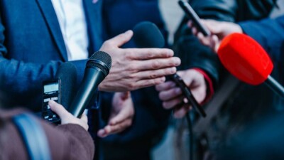 На "Хабаре" начался восьмичасовой телемарафон о республиканском референдуме