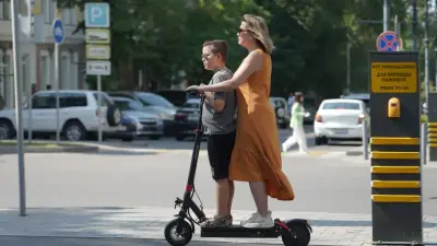  "Можем патрулировать каждую велодорожку". Замглавы МВД эмоционально высказался об электросамокатах