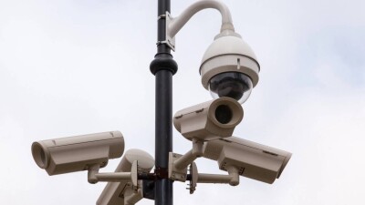 В очках и с бородой: как работает система распознавания лиц в Алматы, рассказали в полиции
