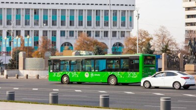 Схемы движения нескольких автобусов в Алматы изменят по просьбам жителей