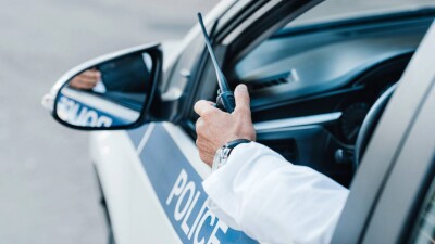 Полицейский сбил двух пешеходов в Акмолинской области, один из них скончался