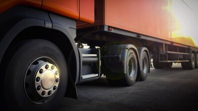 Ущерб в 63 млн тенге: главе инспекции транспортного контроля ВКО вынесли приговор