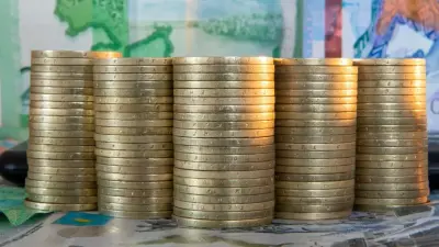 Когда в Казахстане введут минимальную зарплату, рассчитанную на основе медианной