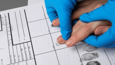 Обязательная дактилоскопия с 2024 года: Казахстанцам не обязательно менять документы с 1 января