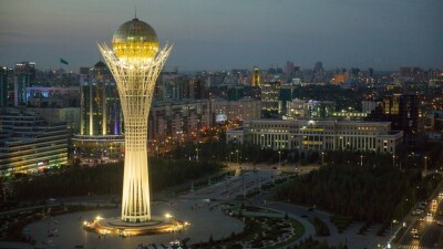 "Не человек для города, а город для человека". Токаев назвал главный принцип благоустройства Астаны