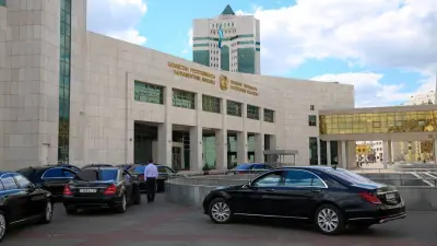 Есть ли у казахстанских депутатов персональные служебные автомобили