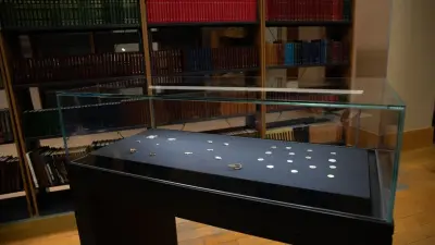 "Изъяли у одного лица". Возвращённые активы, имеющие историческую ценность, передали в Нацмузей Казахстана