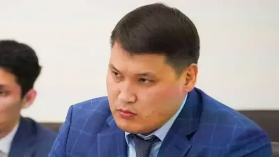 "Манипуляции и враньё". Берденов ответил на заявления обвиняемого Жиембая