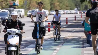 Полиция усилит контроль за владельцами самокатов, скутеров и велосипедов летом