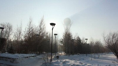 В Нур-Султане отменили занятия ученикам начальной школы второй смены из-за метели